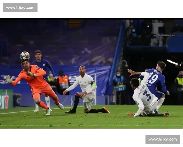 张昱杰护腿板暗藏全家福密码 训练预演助其中超关键破门